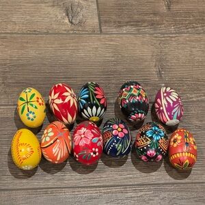 Vintage Polish Hand-Painted Wooden Easter Eggs – Set of Pisanki Decor Set of 11